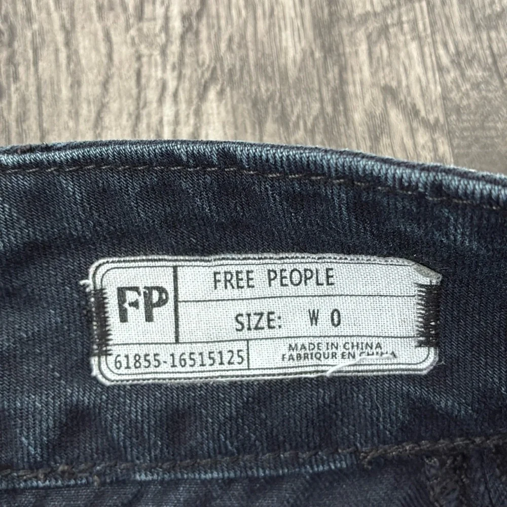 Free People Denim Skirt ✧ Black ✧ Size 0